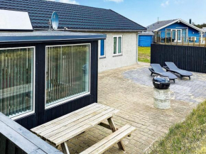 Secluded Holiday Home in Ulfborg with Terrace